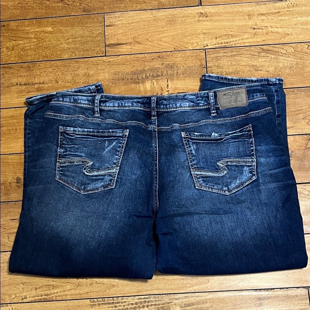 Silver Sam Jeans + - Picture 9 of 9